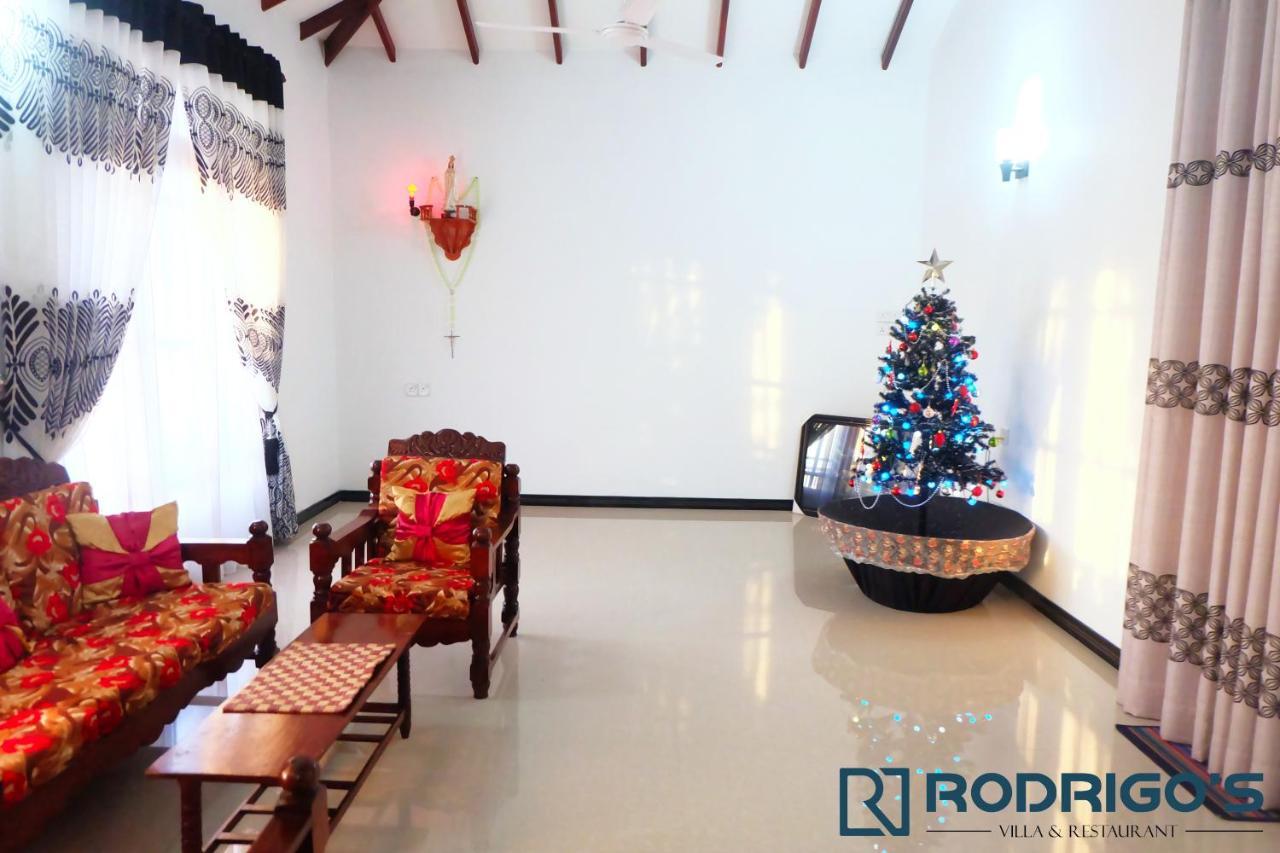 Rodrigo's Villa&Restaurant Negombo Exterior foto
